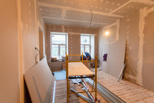 Asbestos and Lead Testing During Mold Inspection in Campbell, OH